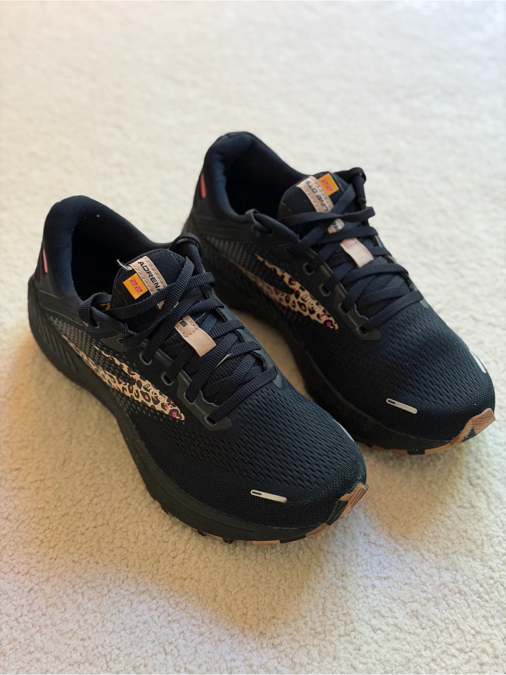 Brooks Adrenaline GTS 22 Women's Running Shoes Black Leopard Size 10